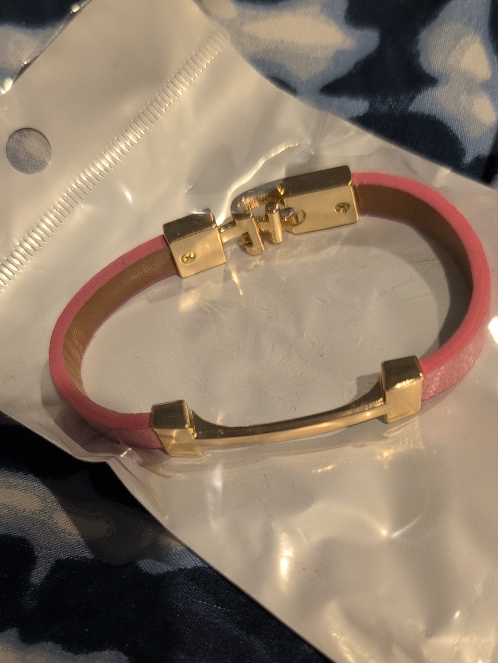 Gold Bar Pink Leather Bracelet
